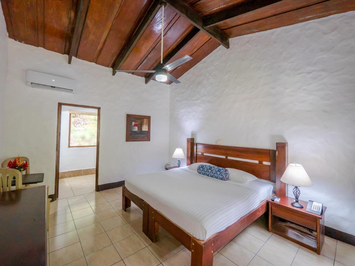 Villa Lapas Jungle Village Tárcoles Ngoại thất bức ảnh