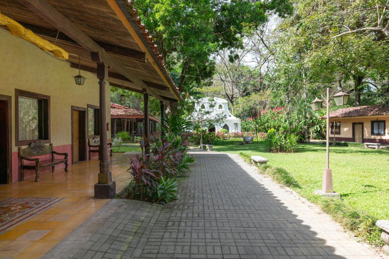 Villa Lapas Jungle Village Tárcoles Ngoại thất bức ảnh